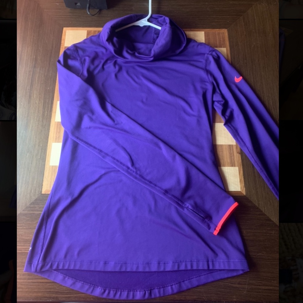 Womens Nike Pro Dri-Fit Turtleneck size M Thumb Holes